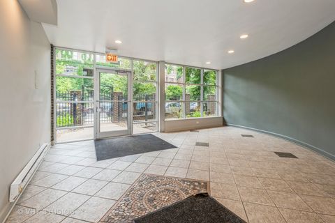 Tiny photo for 5854 N Kenmore Avenue #2B, Chicago, IL 60660 (MLS # 12319067)