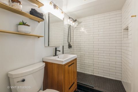 Tiny photo for 5854 N Kenmore Avenue #2B, Chicago, IL 60660 (MLS # 12319067)