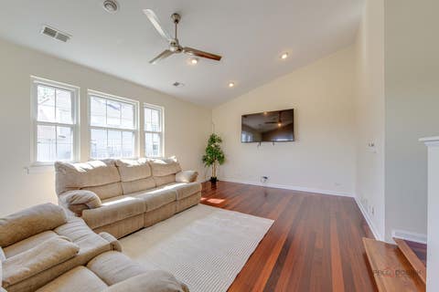Tiny photo for 1155 Georgetown Way, Vernon Hills, IL 60061 (MLS # 12729271)