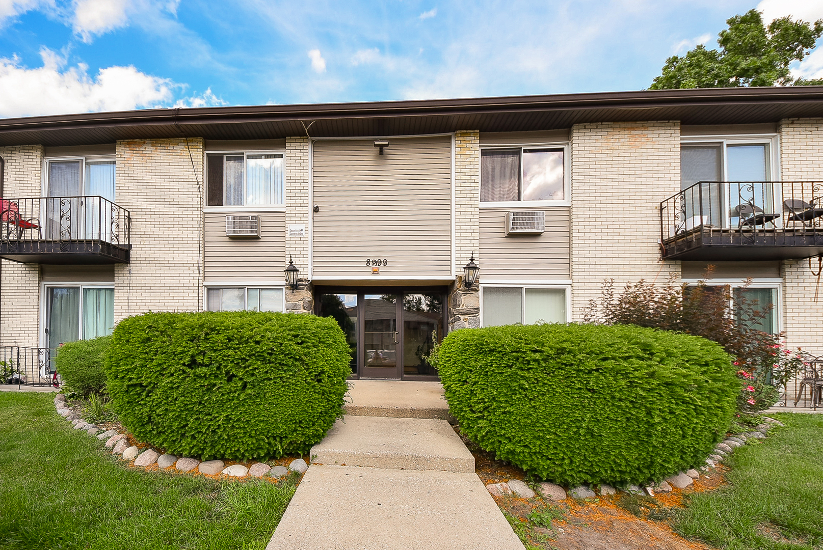 8999 Kennedy Drive 2C