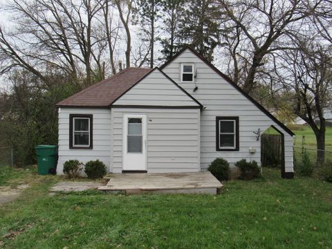 A home in Round Lake Beach