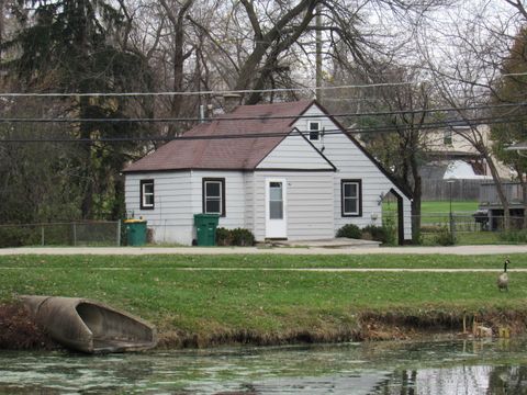 A home in Round Lake Beach