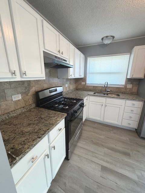 Tiny photo for 17909 Chartres Court, Hazel Crest, IL 60429 (MLS # 12752606)