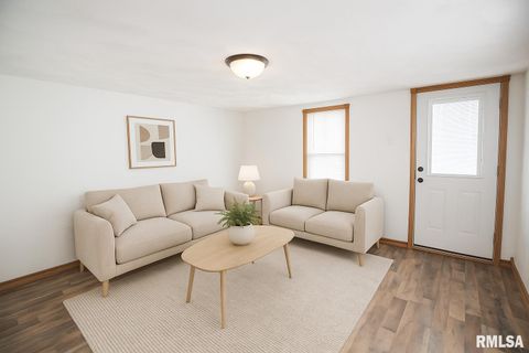 Tiny photo for 1479 KNOXVILLE Road, Lynn Center, IL 61262 (MLS # QC4269134)