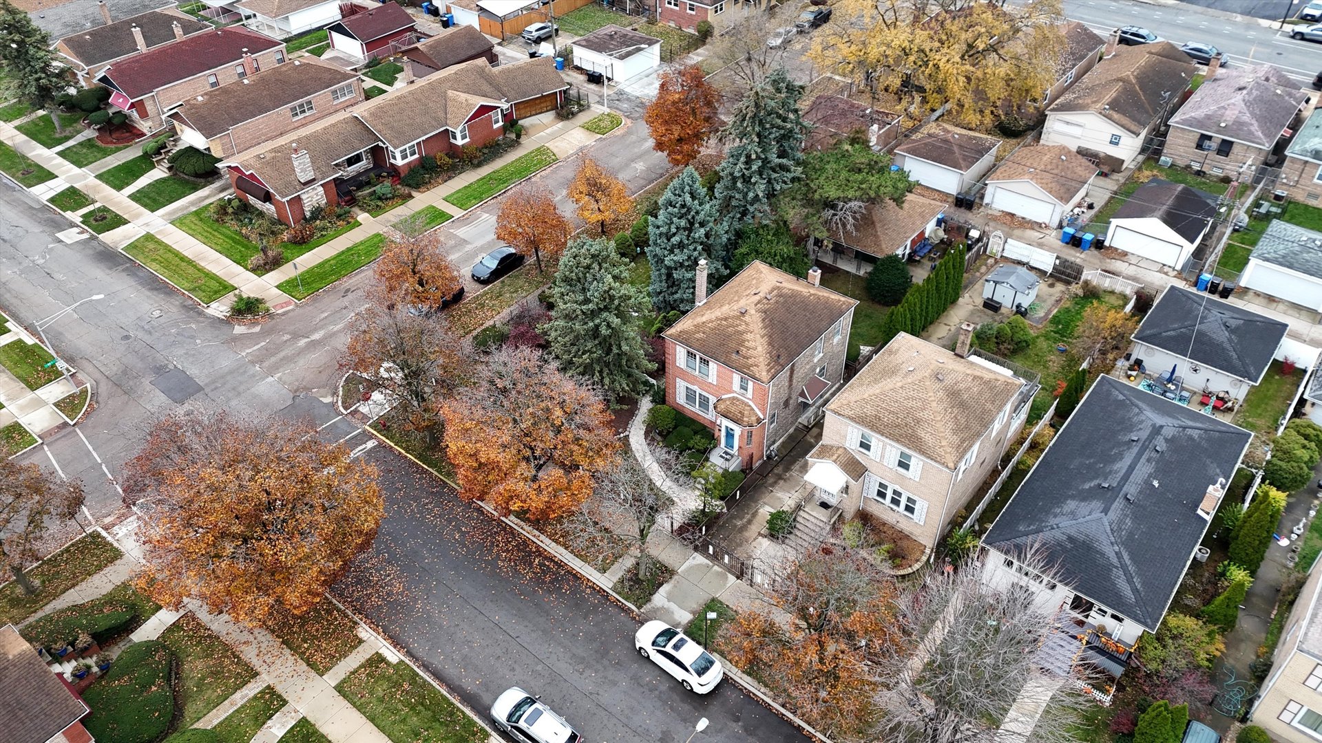 8454-58 S Winchester Avenue