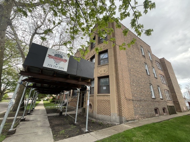 8620 S Drexel Avenue