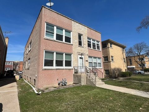 Tiny photo for 4952 HULL Street #2E, Skokie, IL 60077 (MLS # 12610091)