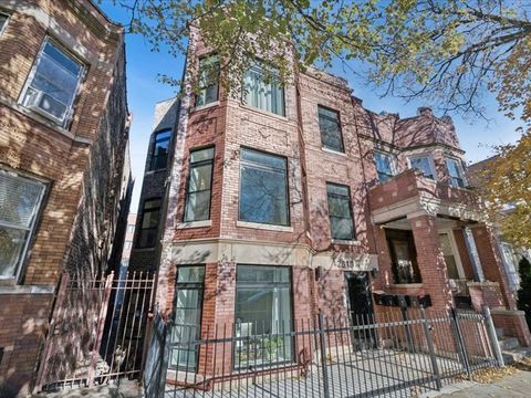 2818 W Fletcher Street CH Chicago IL 60618