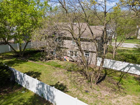 Tiny photo for 421 Cambridge Way, Bolingbrook, IL 60440 (MLS # 12650608)