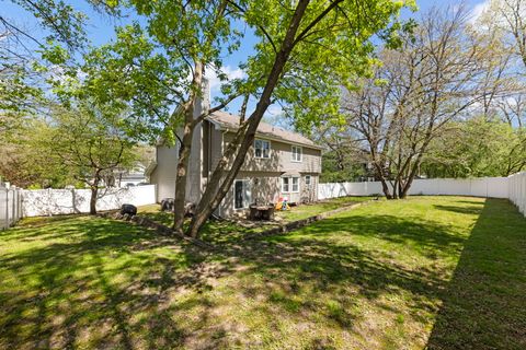 Tiny photo for 421 Cambridge Way, Bolingbrook, IL 60440 (MLS # 12650608)