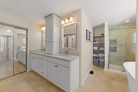 Tiny photo for 421 Cambridge Way, Bolingbrook, IL 60440 (MLS # 12650608)