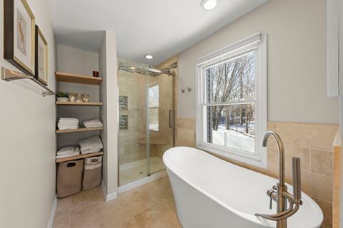Tiny photo for 421 Cambridge Way, Bolingbrook, IL 60440 (MLS # 12650608)