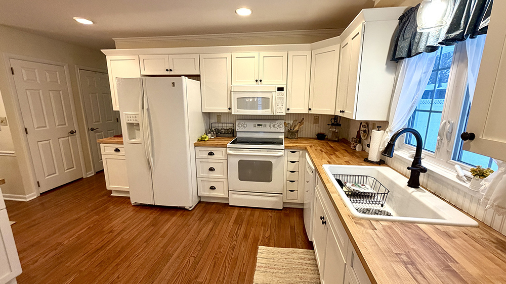 516 Christopher Street