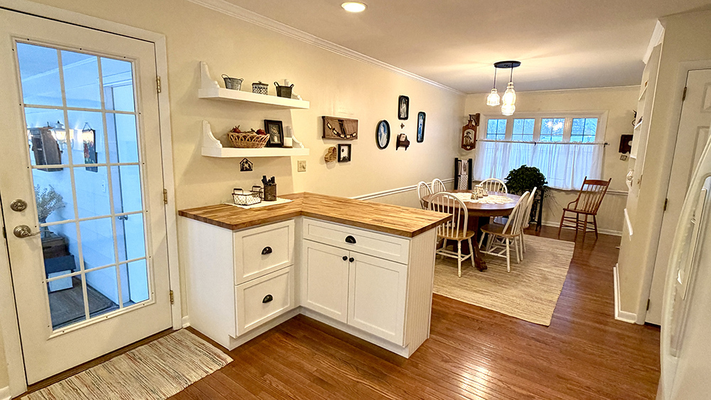 516 Christopher Street