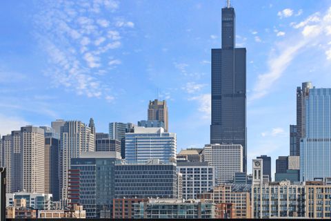 Tiny photo for 305 S Racine Avenue #PHD, Chicago, IL 60607 (MLS # 12597967)