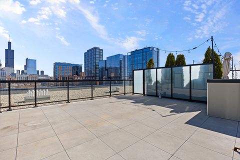 Tiny photo for 305 S Racine Avenue #PHD, Chicago, IL 60607 (MLS # 12597967)