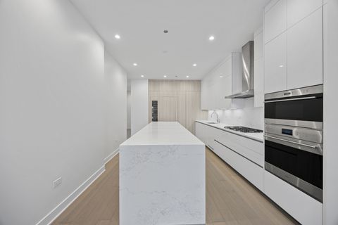 Tiny photo for 305 S Racine Avenue #PHD, Chicago, IL 60607 (MLS # 12597967)