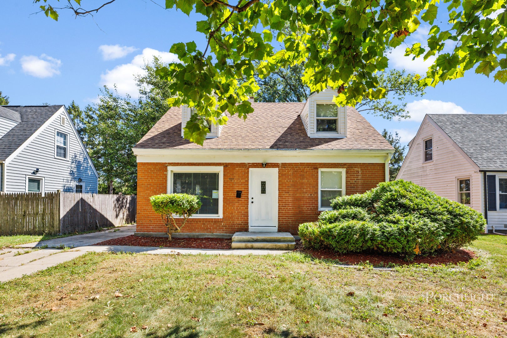 344 N Hammes Avenue