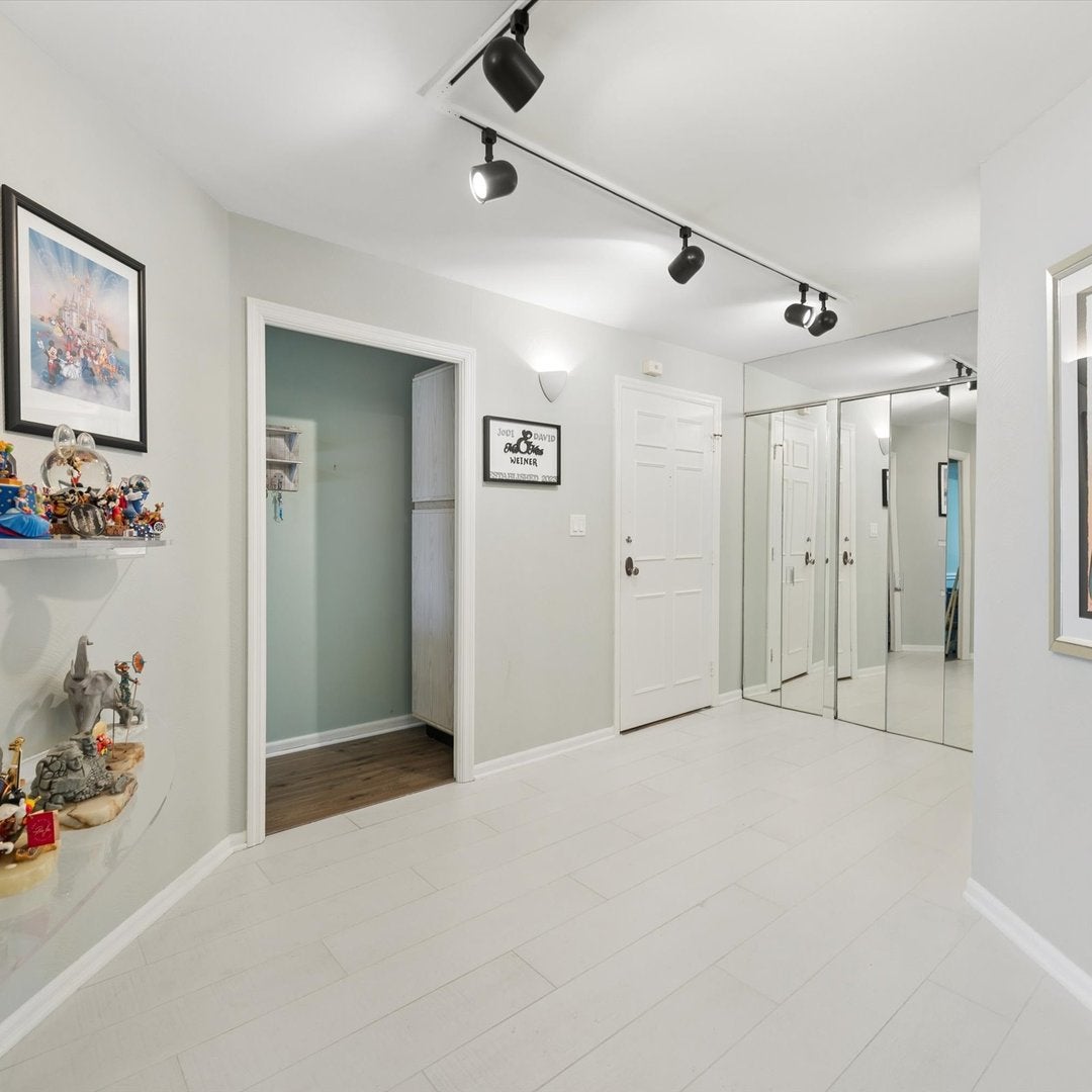 3851 Mission Hills Road 303