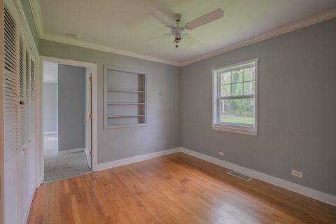 Tiny photo for 5536 Howard Avenue, La Grange Highlands, IL 60525 (MLS # 12623275)