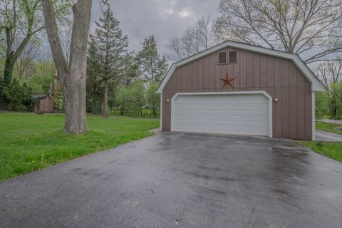 Tiny photo for 5536 Howard Avenue, La Grange Highlands, IL 60525 (MLS # 12623275)