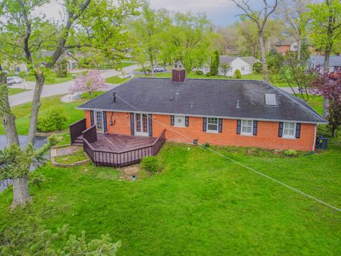 Tiny photo for 5536 Howard Avenue, La Grange Highlands, IL 60525 (MLS # 12623275)