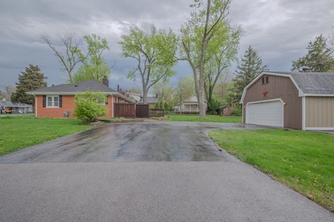 Tiny photo for 5536 Howard Avenue, La Grange Highlands, IL 60525 (MLS # 12623275)