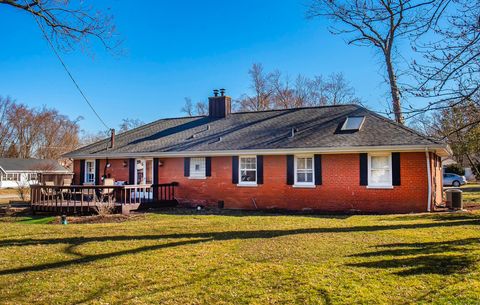 Tiny photo for 5536 Howard Avenue, La Grange Highlands, IL 60525 (MLS # 12623275)