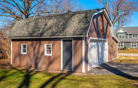 Tiny photo for 5536 Howard Avenue, La Grange Highlands, IL 60525 (MLS # 12623275)