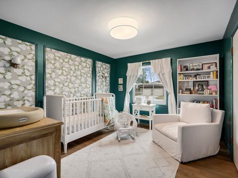 Tiny photo for 4200 Gilbert Avenue, Western Springs, IL 60558 (MLS # 12586926)