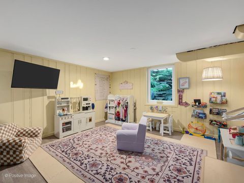 Tiny photo for 4200 Gilbert Avenue, Western Springs, IL 60558 (MLS # 12586926)