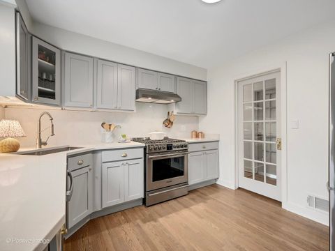 Tiny photo for 4200 Gilbert Avenue, Western Springs, IL 60558 (MLS # 12586926)