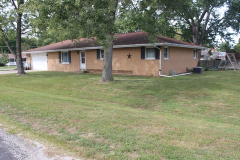 Tiny photo for 3 Wacker Drive, Altamont, IL 62411 (MLS # 12770703)