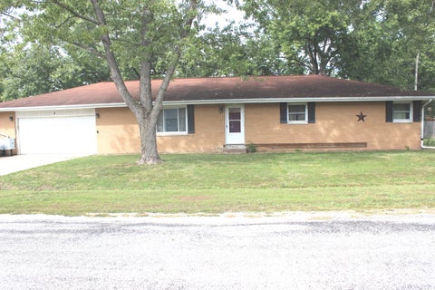 Photo of 3 Wacker Drive, Altamont, IL 62411 (MLS # 12770703)