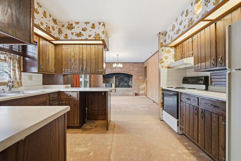 Tiny photo for 602 Northview Drive, Fairbury, IL 61739 (MLS # 12555405)