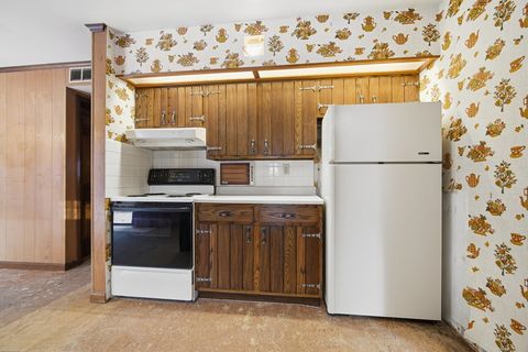 Tiny photo for 602 Northview Drive, Fairbury, IL 61739 (MLS # 12555405)