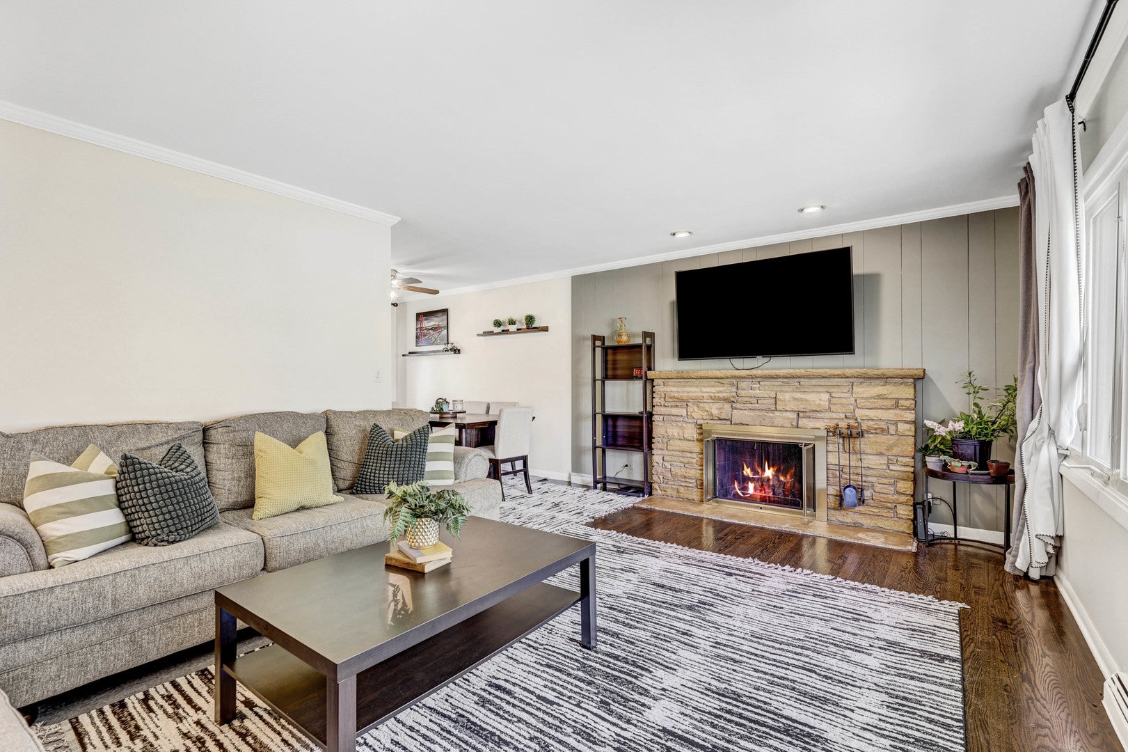 2023 Cedar Street