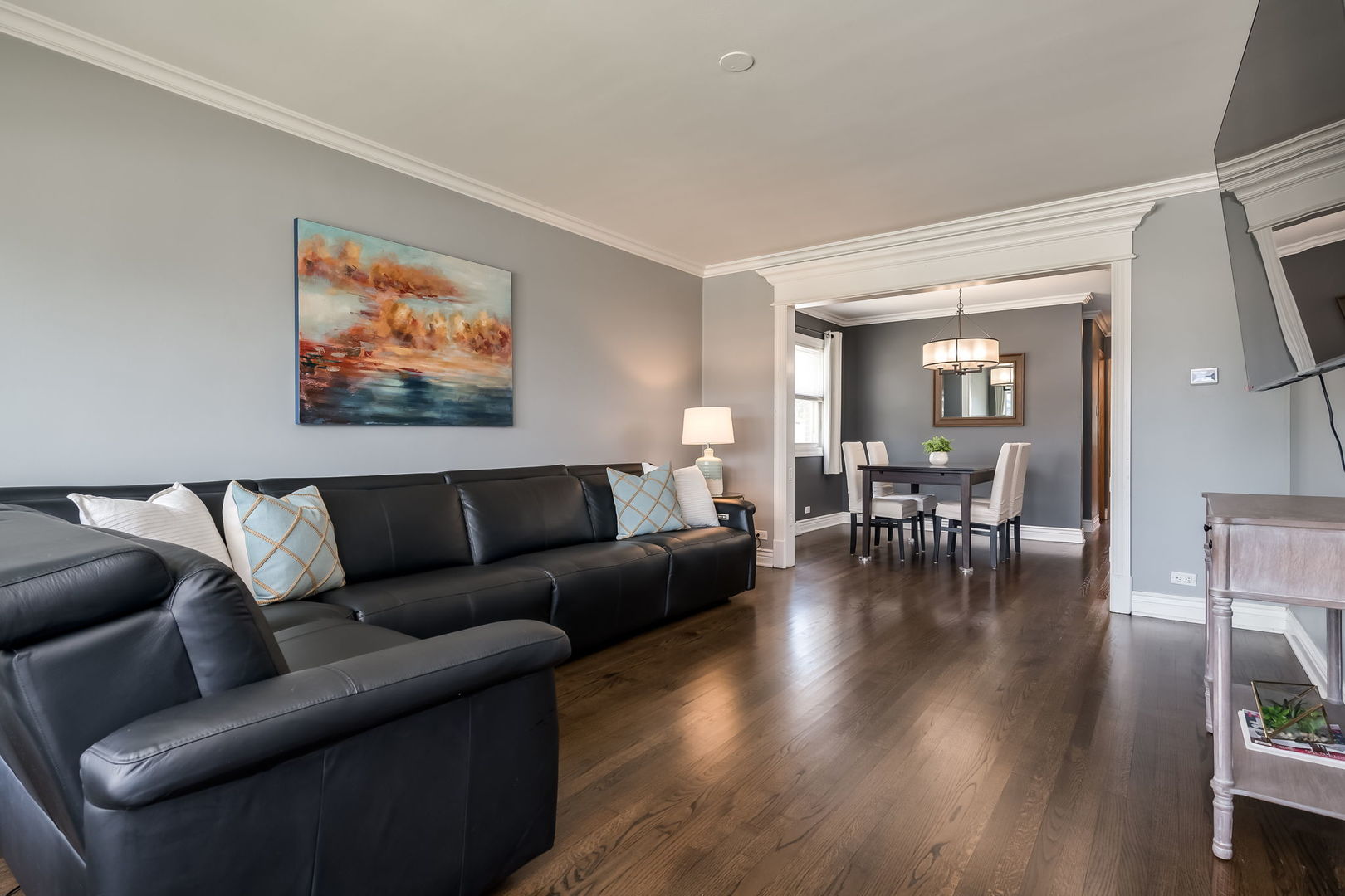 6113 W 80th Place