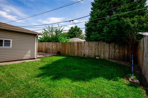 Tiny photo for 6113 W 80th Place, Burbank, IL 60459 (MLS # 12758000)