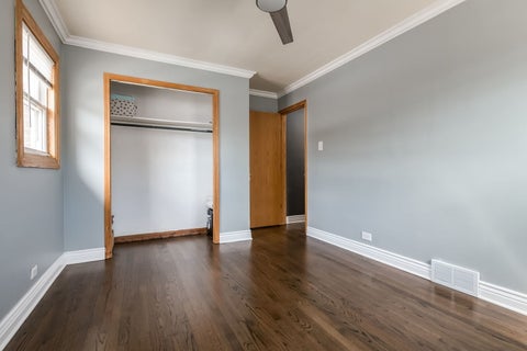 Tiny photo for 6113 W 80th Place, Burbank, IL 60459 (MLS # 12758000)