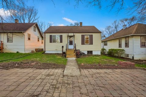 Photo of 215 Barr Elms Avenue, Joliet, IL 60433 (MLS # 12615482)