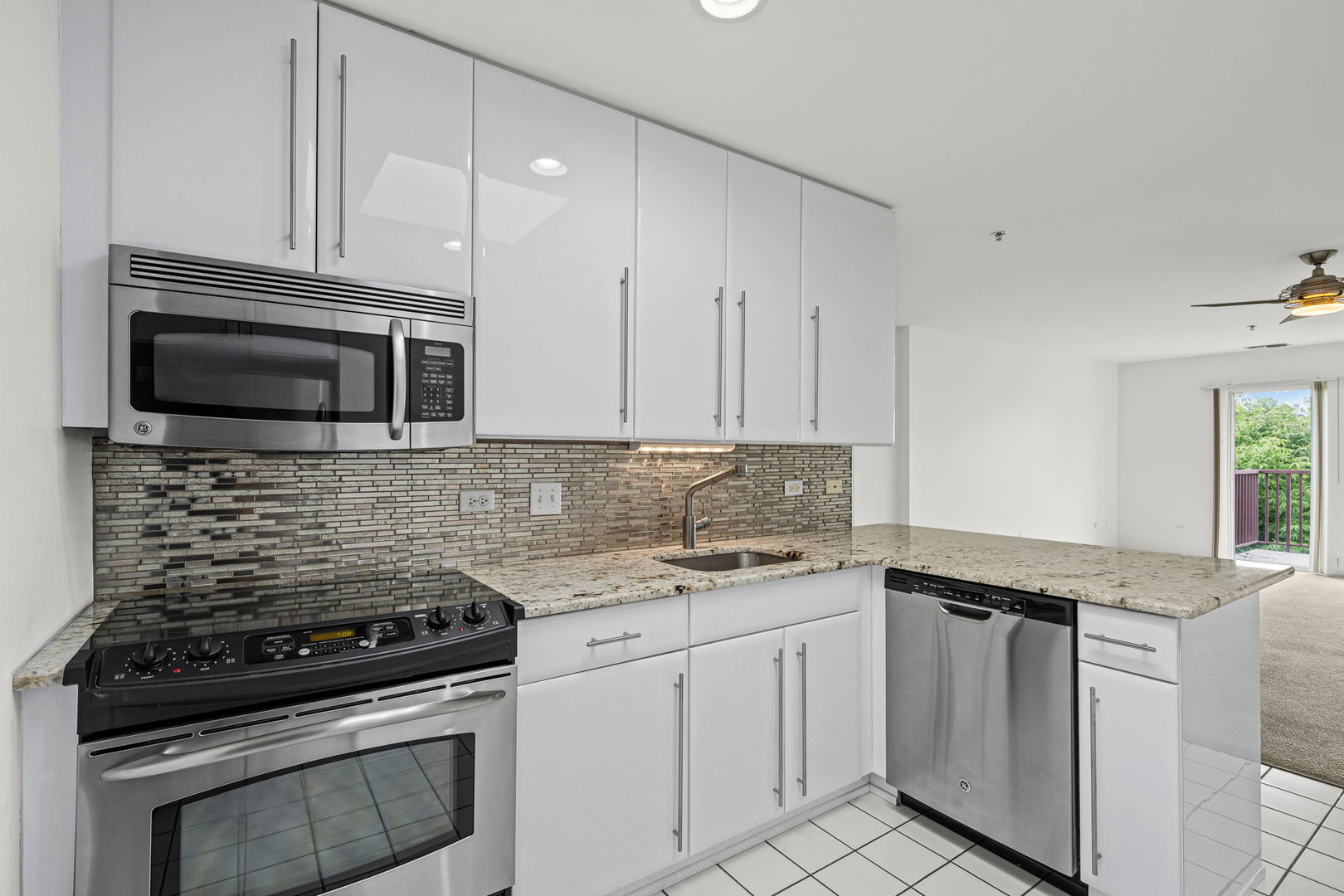 382 Kelburn Road 321