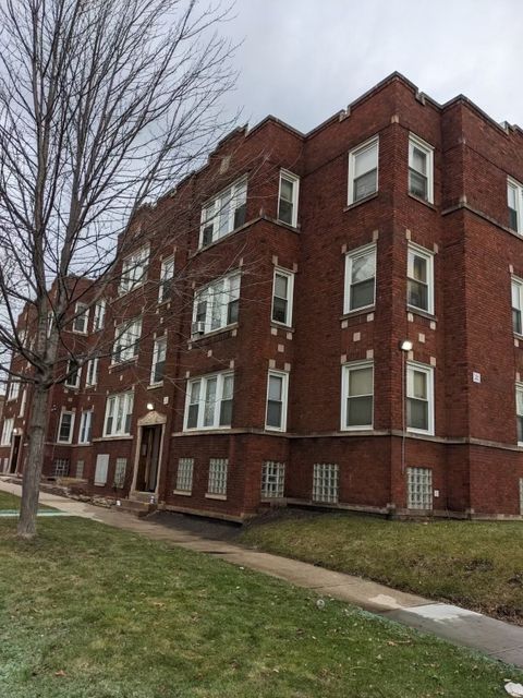 5444 W Huron Avenue Chicago IL 60644