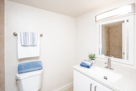 Tiny photo for 7117 W 93rd Street #105, Oak Lawn, IL 60453 (MLS # 12652973)
