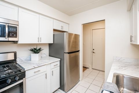 Tiny photo for 7117 W 93rd Street #105, Oak Lawn, IL 60453 (MLS # 12652973)