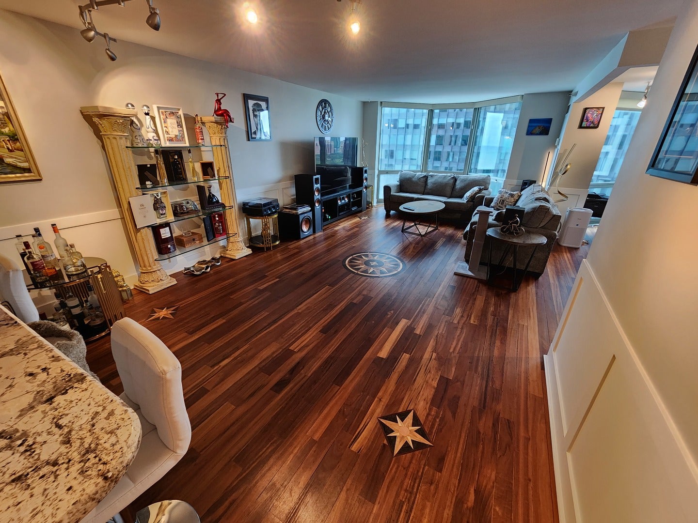195 N HARBOR Drive 2506
