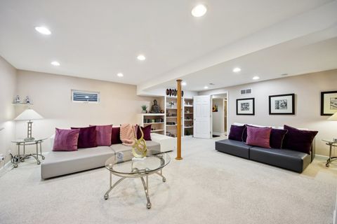 Tiny photo for 144 N Fiore Parkway, Vernon Hills, IL 60061 (MLS # 12613876)