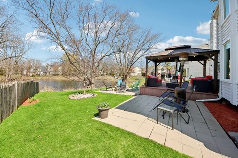 Tiny photo for 144 N Fiore Parkway, Vernon Hills, IL 60061 (MLS # 12613876)