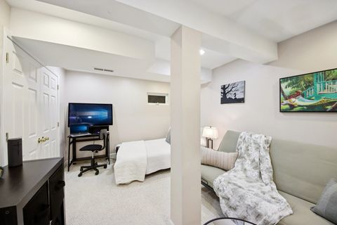 Tiny photo for 144 N Fiore Parkway, Vernon Hills, IL 60061 (MLS # 12613876)