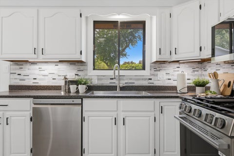 Tiny photo for 127 Barrett Lane, Schaumburg, IL 60193 (MLS # 12747005)